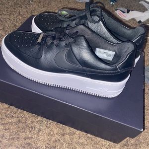 Nike Air Force 1 Sage Low